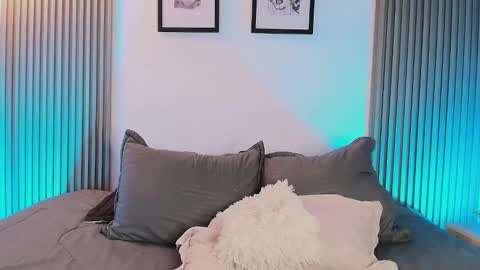    online show from 03.03.26