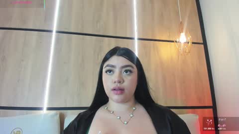 ashlyn online show from 10.02.25