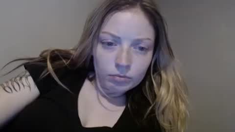 ashlynn5716 online show from 10.05.25