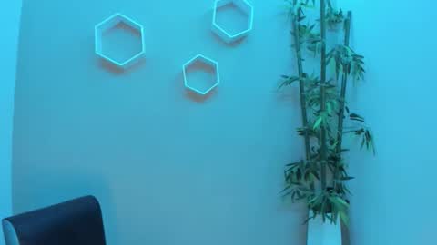 Snapshot of asiam_brunet chatting on 02.23.26 Camila online show from 02.23.26