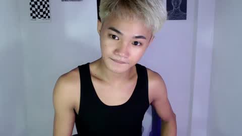 Snapshot of asian_lover05 chatting on 07.20.26 asian_lover05 online show from 07.20.26