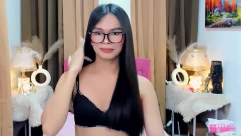 mooreen online show from 11.24.25