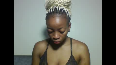 Snapshot of asian_pinay01 chatting on 11.10.25 Asia online show from 11.10.25