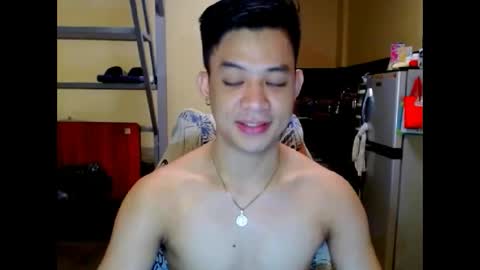 Snapshot of asiandreamboyx chatting on 05.27.26 asiandreamboyx online show from 05.27.26