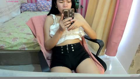 Snapshot of asianhot_babe chatting on 03.31.26 Melody online show from 03.31.26