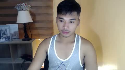asianhunk_jamesx online show from 11.17.25