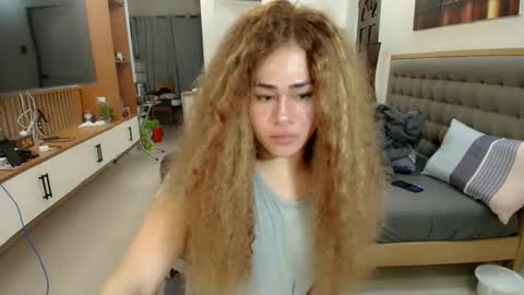 ERIKA 3 online show from 01.14.25