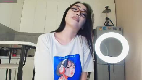 Min-Ah online show from 06.03.26