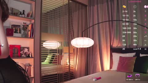 Snapshot of askaudrey chatting on 02.06.25 Audrey online show from 02.06.25