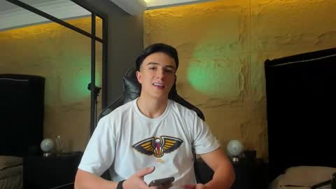 Snapshot of aslanfox_ chatting on 01.06.26 Aslan online show from 01.06.26