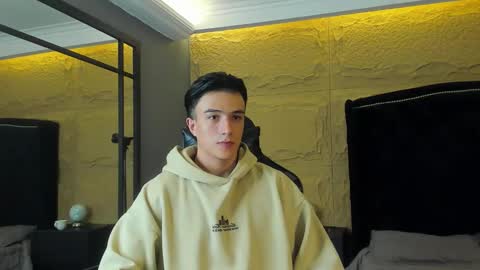 Snapshot of aslanfox_ chatting on 01.14.26 Aslan online show from 01.14.26