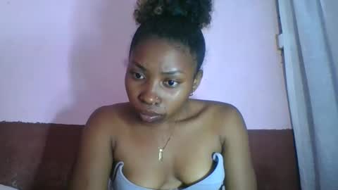 asmiraa online show from 11.28.25