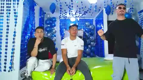 THOMAS AND DAMIAND online show from 01.21.25