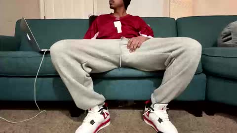 Snapshot of asneakers chatting on 01.07.26 JordanSNK online show from 01.07.26