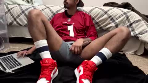 Snapshot of asneakers chatting on 02.11.26 JordanSNK online show from 02.11.26