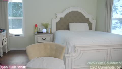 Snapshot of aspenwild chatting on 02.08.25 Aspen Wild online show from 02.08.25