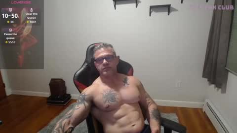 Ass Chaser online show from 10.22.25