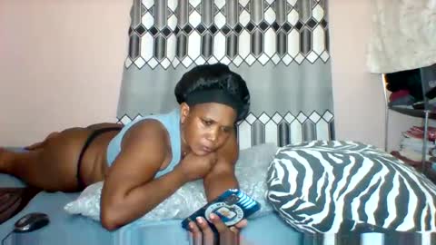 FLORAH DANIEL online show from 04.16.26