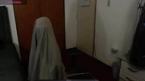 Ash online show from 12.22.25