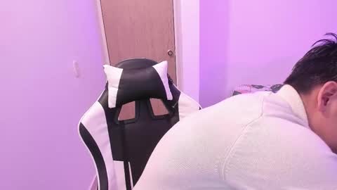 Asta Kuno online show from 02.24.26