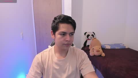 Asta Kuno online show from 04.07.26