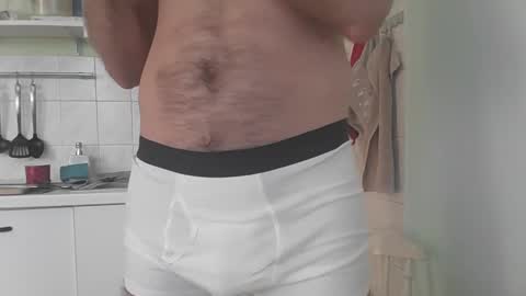 Snapshot of astleitx chatting on 10.30.25 astleitx online show from 10.30.25