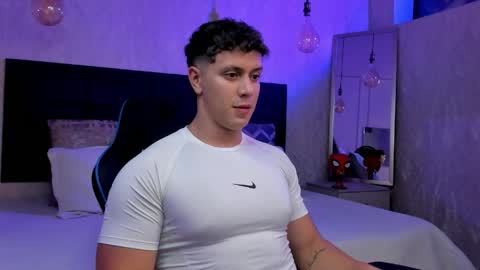 astonhills online show from 04.15.26