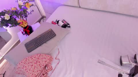 Snapshot of astorath_angel chatting on 02.17.26 Astorath online show from 02.17.26