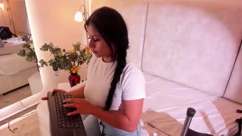 Snapshot of astorath_angel chatting on 02.28.26 Astorath online show from 02.28.26