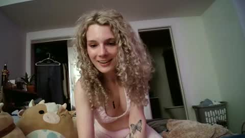 AstoriaLove online show from 01.12.25