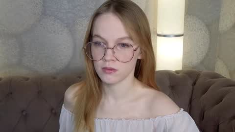 Snapshot of astra_lis chatting on 01.17.25 Astra online show from 01.17.25