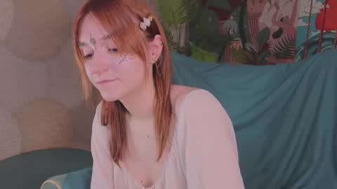 Snapshot of astra_lis chatting on 10.03.25 Astra online show from 10.03.25