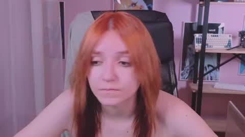 Snapshot of astra_lis chatting on 10.28.25 Astra online show from 10.28.25