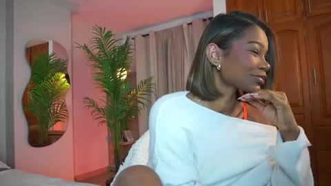 Astrea online show from 12.04.25