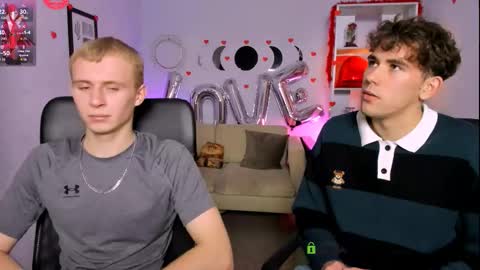 Snapshot of astren_villo chatting on 02.17.26 astren online show from 02.17.26