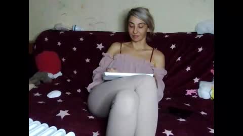 AsyaLu online show from 01.05.25