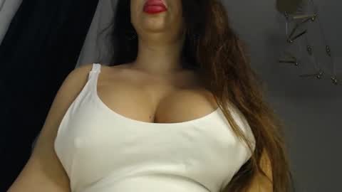 Snapshot of asyax chatting on 12.31.24 Assya online show from 12.31.24