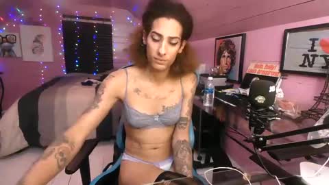 Snapshot of athena_the_godess chatting on 01.30.25 xoxo G0DD3SS xoxox online show from 01.30.25