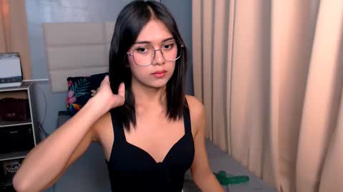 Snapshot of athenaheart chatting on 03.11.25 Ady online show from 03.11.25