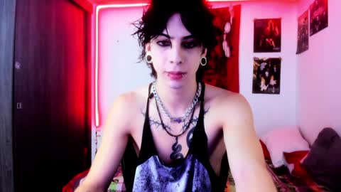 Snapshot of atheneoo_ chatting on 12.13.24 athenauwu online show from 12.13.24