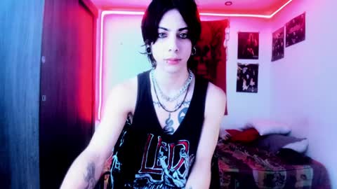 Snapshot of atheneoo_ chatting on 12.21.24 athenauwu online show from 12.21.24