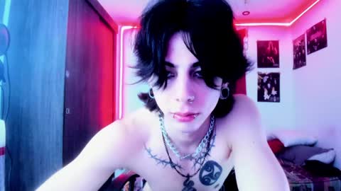 Snapshot of atheneoo_ chatting on 12.21.24 athenauwu online show from 12.21.24