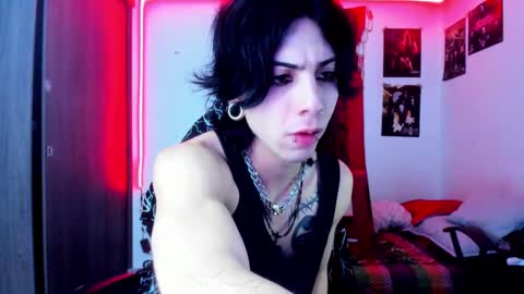 Snapshot of atheneoo_ chatting on 02.15.25 athenauwu online show from 02.15.25