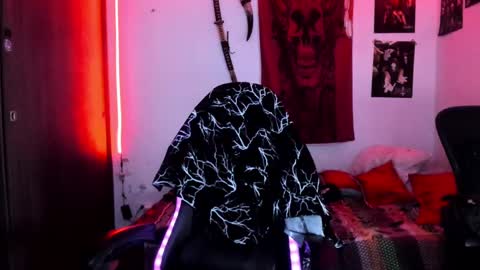 Snapshot of atheneoo_ chatting on 03.11.25 athenauwu online show from 03.11.25