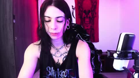 athenauwu online show from 04.13.26