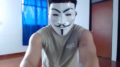 Robin online show from 10.31.25