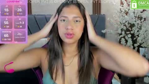 Atiena online show from 04.22.26