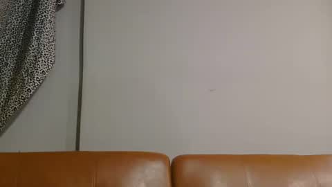 Snapshot of atirahcali chatting on 09.27.25 AtirahCali online show from 09.27.25