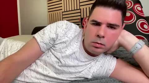 attila_csontos online show from 04.15.26