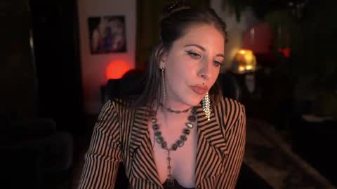 Snapshot of audrey_ chatting on 04.19.26 Audrey online show from 04.19.26